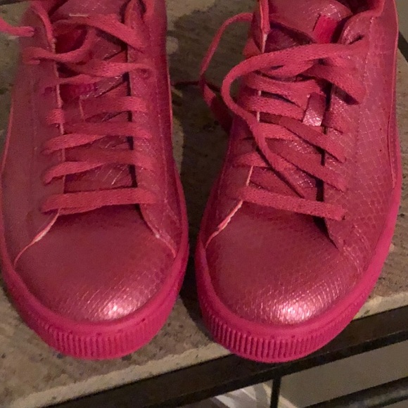Puma Shoes - Puma Pink Metallic sneakers